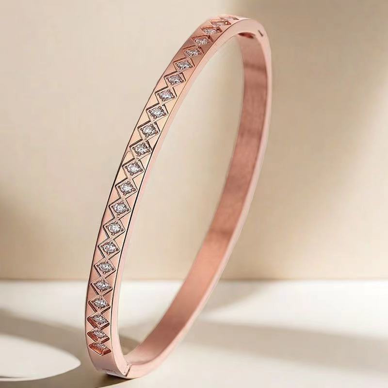 Cross-border Stainless Steel Bracelet Women's High-grade Electroplated Circle Bracelet Diamond Light Luxury Titanium Steel Fashion Jewelry