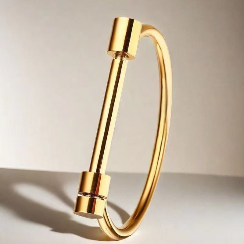 European and American Cross-Border Stainless Steel Bracelet, Titanium Steel Nail Bracelet for Women, Non-Fading, Simple, Versatile, Fashionable and Elegant Bracelet