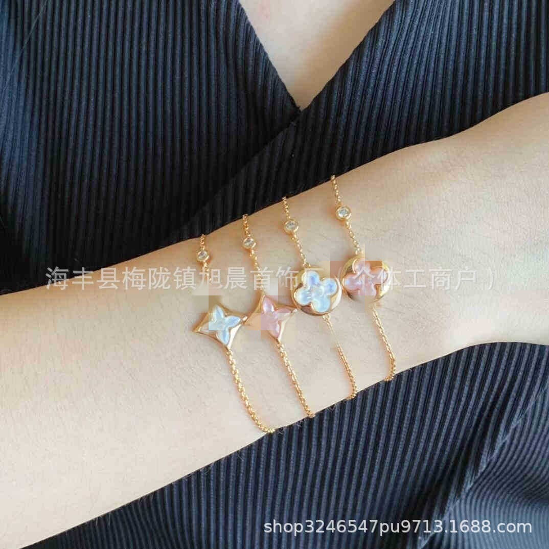 Donkey Home Top Diamond V Gold Four-leaf Clover Five-flower Bracelet V No Falling White Fritillaria Five-flower Bracelet Net Red OL Same Style