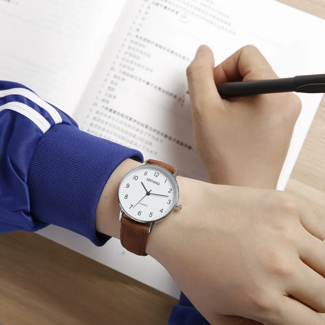 Exam-Specific Watch for Male and Female Middle School Students, Simple Silent Mechanical Trend, College Entrance Examination Electronic Quartz, Clear Numbers