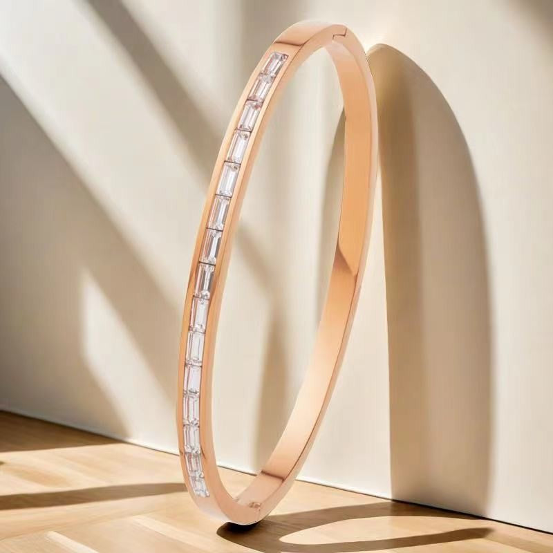 Cross-border Stainless Steel Bracelet Women's High-grade Electroplated Circle Bracelet Diamond Light Luxury Titanium Steel Fashion Jewelry