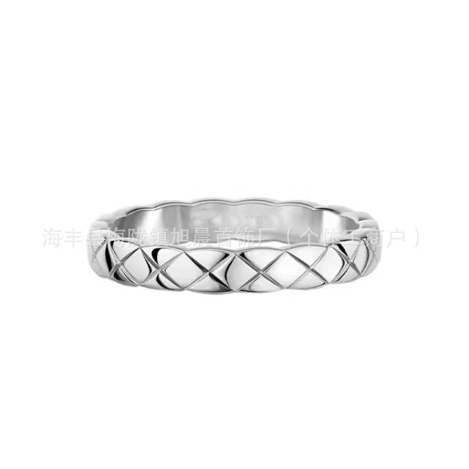 Coco Diamond Plaid Ring Light Luxury 18k Gold Diamond Inspired Stacked Wearing Wide and Narrow Edition High-end Small Chanel Style Couple Ring
