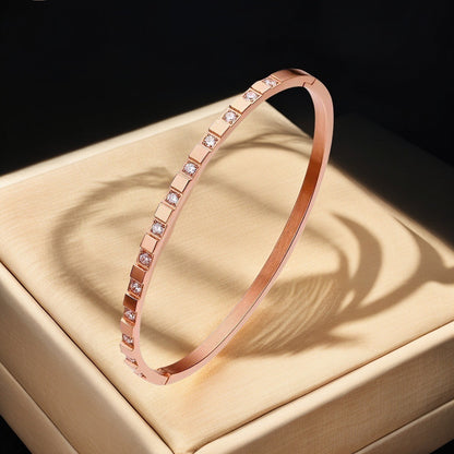 Cross-border Stainless Steel Bracelet Women's High-grade Electroplated Circle Bracelet Diamond Light Luxury Titanium Steel Fashion Jewelry
