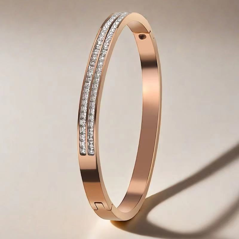 European and American Cross-Border Stainless Steel Bracelet, Titanium Steel Nail Bracelet for Women, Non-Fading, Simple, Versatile, Fashionable and Elegant Bracelet