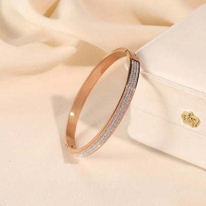 European and American Cross-Border Stainless Steel Bracelet, Titanium Steel Nail Bracelet for Women, Non-Fading, Simple, Versatile, Fashionable and Elegant Bracelet