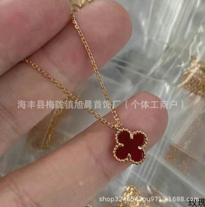 Latest Product 2025 Fanjia Four-Leaf Necklace 15mm Carnelian White Mother-Of-Pearl Pendant Clavicle Chain Couple Gift Fashion