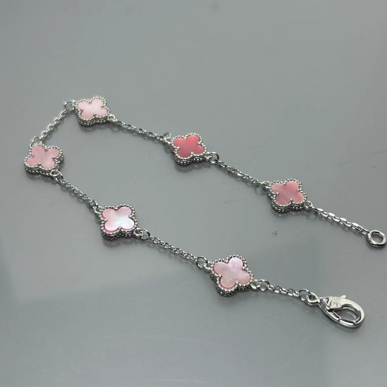 Four-leaf clover mini six-flower bracelet women's high version V gold full diamond bracelet does not fade summer silver bracelet high sense