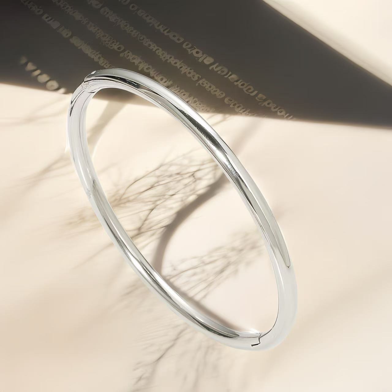 European and American Cross-Border Stainless Steel Bracelet, Titanium Steel Nail Bracelet for Women, Non-Fading, Simple, Versatile, Fashionable and Elegant Bracelet