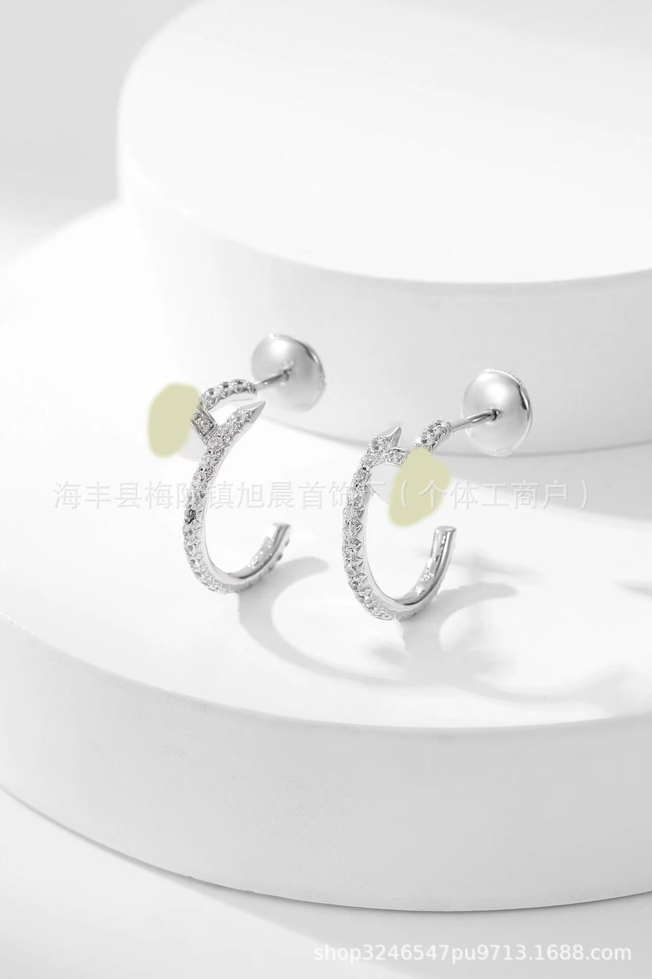2025 Summer New Trendy Ins European and American Personalized Card Home Nail Full Diamond Earrings High Version Manufacturer Wholesale