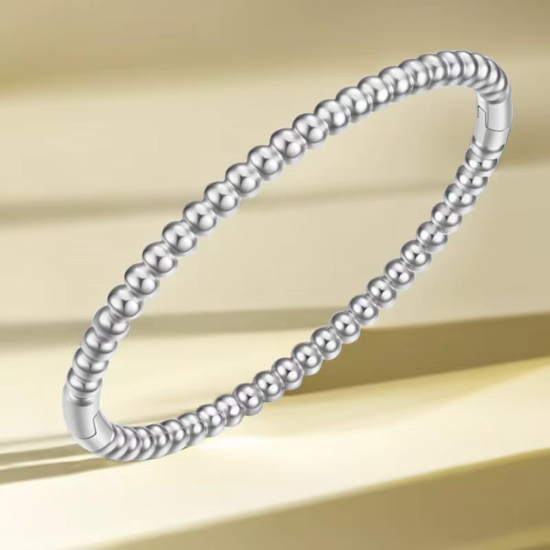 Cross-border Stainless Steel Bracelet Women's High-grade Electroplated Circle Bracelet Diamond Light Luxury Titanium Steel Fashion Jewelry