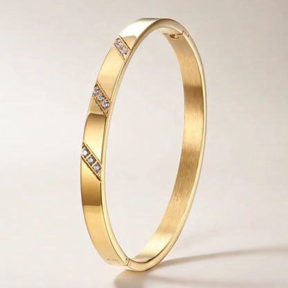 European and American Cross-Border Stainless Steel Bracelet, Titanium Steel Nail Bracelet for Women, Non-Fading, Simple, Versatile, Fashionable and Elegant Bracelet