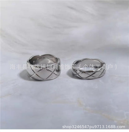 European and American Cross-Border Fashion Wavy Edge Glossy Rhombus Cross Ring Women's Personalized High-End Index Finger Titanium Steel Ring
