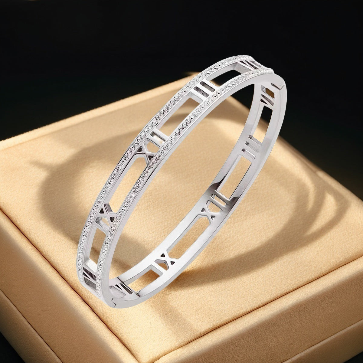 European and American Cross-Border Stainless Steel Bracelet, Titanium Steel Nail Bracelet for Women, Non-Fading, Simple, Versatile, Fashionable and Elegant Bracelet
