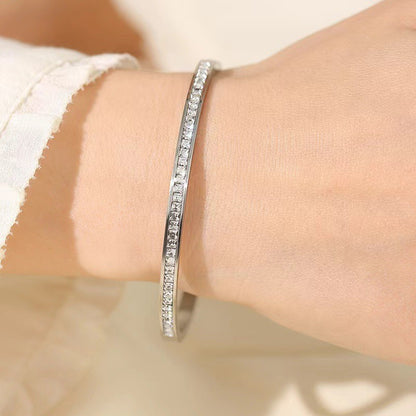 European and American Cross-Border Stainless Steel Bracelet, Titanium Steel Nail Bracelet for Women, Non-Fading, Simple, Versatile, Fashionable and Elegant Bracelet