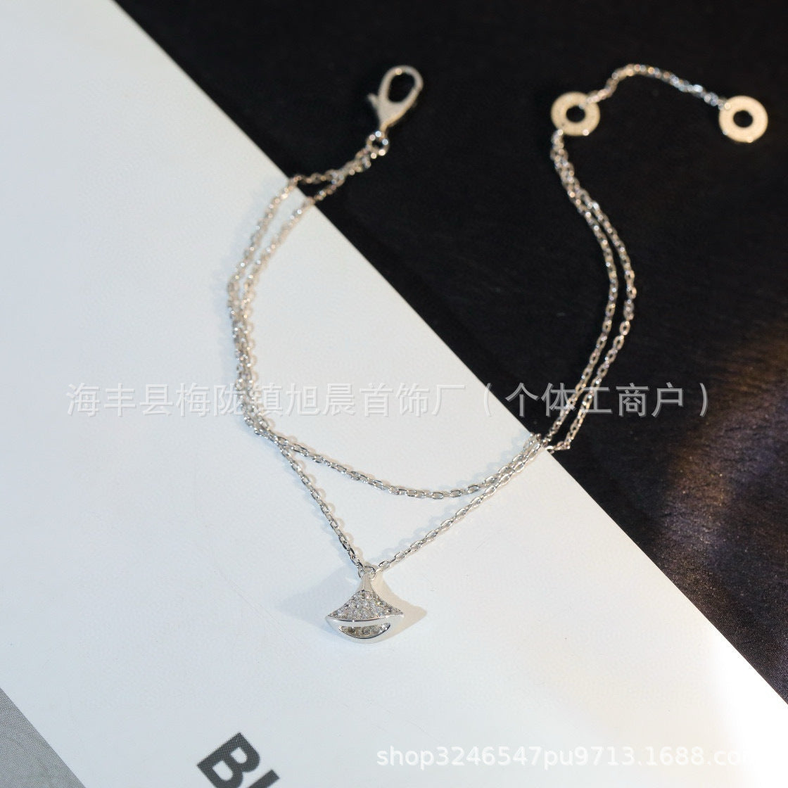 New High Version Plated Mi Gold CNC Seiko Skirt Bracelet High White Fritillaria Fan-shaped Bracelet for Women Light Luxury All-match
