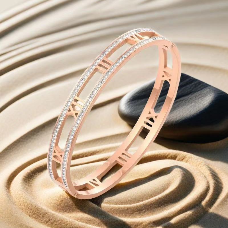 Cross-border Stainless Steel Bracelet Women's High-grade Electroplated Circle Bracelet Diamond Light Luxury Titanium Steel Fashion Jewelry