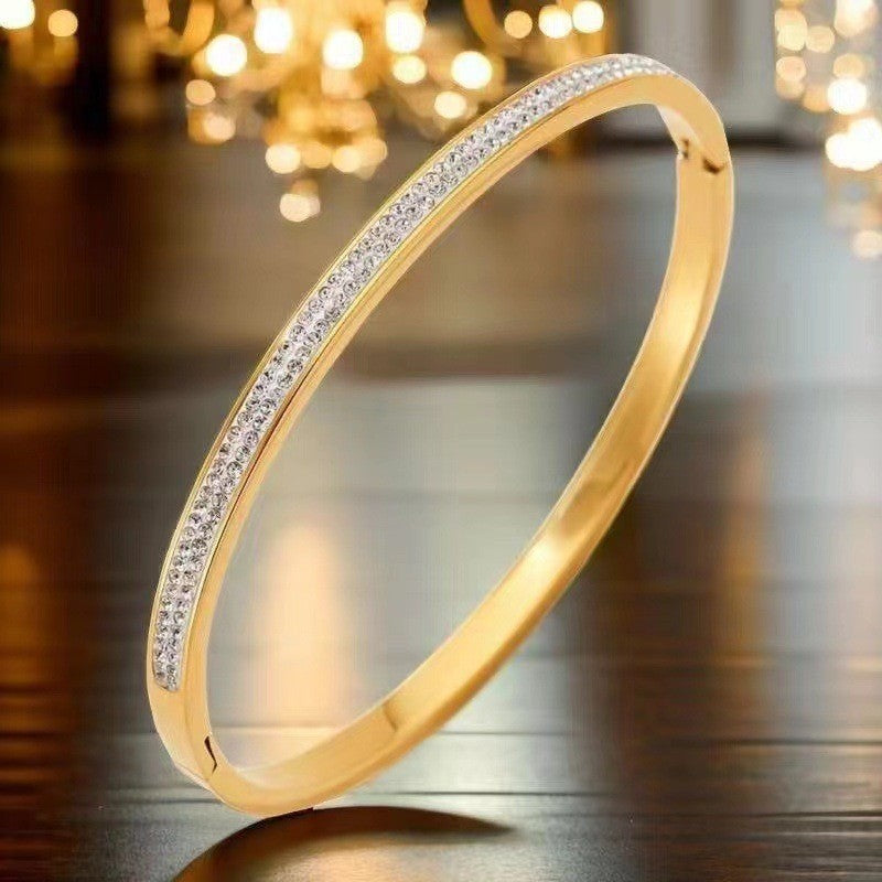 European and American Cross-Border Stainless Steel Bracelet, Titanium Steel Nail Bracelet for Women, Non-Fading, Simple, Versatile, Fashionable and Elegant Bracelet