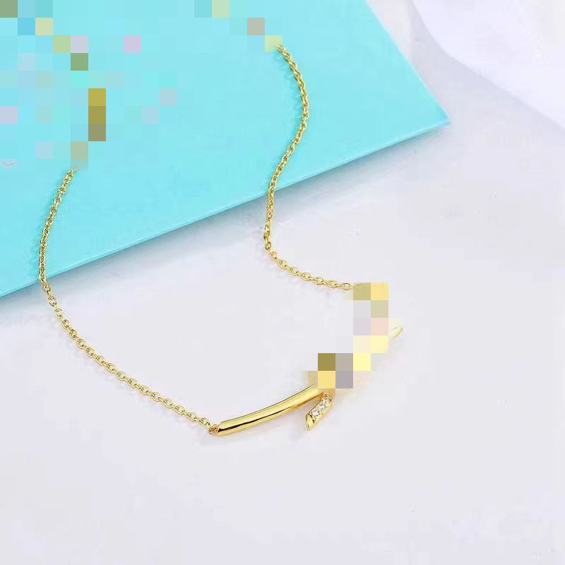 High Version T Knot Knot Necklace with Diamond Half Full Diamond Neck Chain All-match Fashion V Clavicle Chain Jewelry Fashion Beautiful