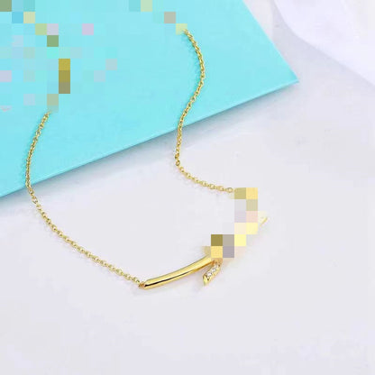 High Version T Knot Knot Necklace with Diamond Half Full Diamond Neck Chain All-match Fashion V Clavicle Chain Jewelry Fashion Beautiful