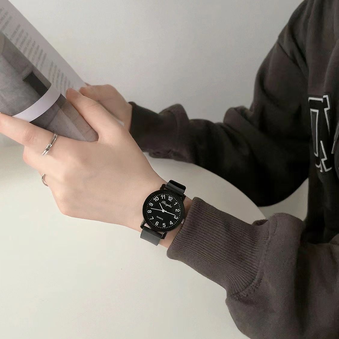 Special for Students Examination Junior High School Students High School Students Simple Light Luxury Niche Fashion Couple Pointer Quartz Watch Watch