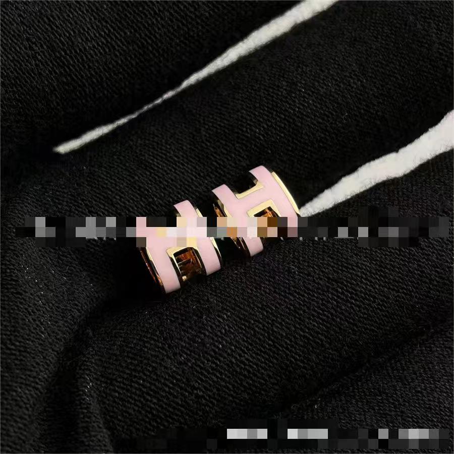 Letter Mini Enamel 18K Rose Gold H Earrings Pop Earrings for Women Accessible Luxury 520 Gifts Valentine's Day Gifts