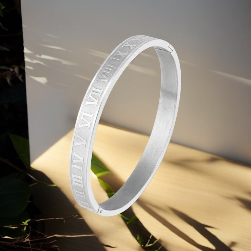 European and American Cross-Border Stainless Steel Bracelet, Titanium Steel Nail Bracelet for Women, Non-Fading, Simple, Versatile, Fashionable and Elegant Bracelet