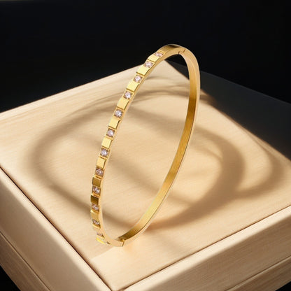Cross-border Stainless Steel Bracelet Women's High-grade Electroplated Circle Bracelet Diamond Light Luxury Titanium Steel Fashion Jewelry