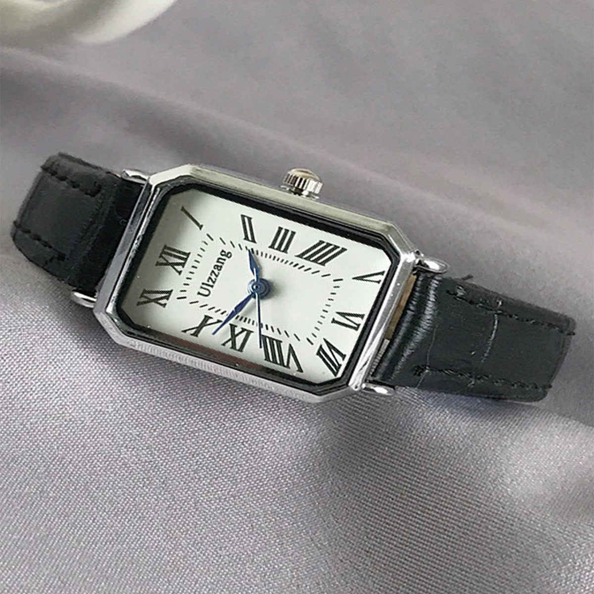New Style Women's Watch Temperament Retro Roman Blue Needle Scale Design Simple Fashion Square Watch Quartz Watch