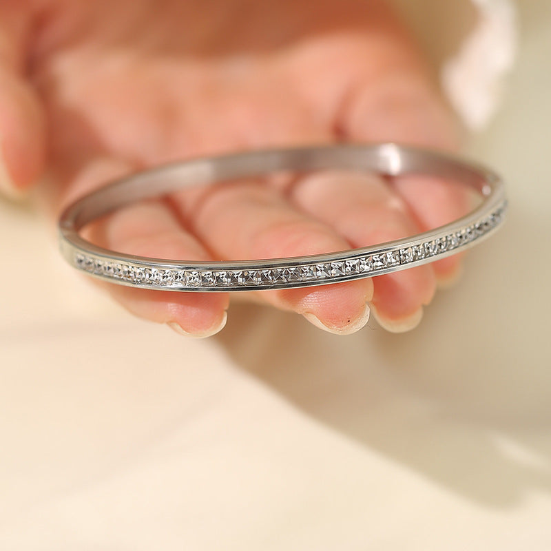 Cross-border Stainless Steel Bracelet Women's High-grade Electroplated Circle Bracelet Diamond Light Luxury Titanium Steel Fashion Jewelry