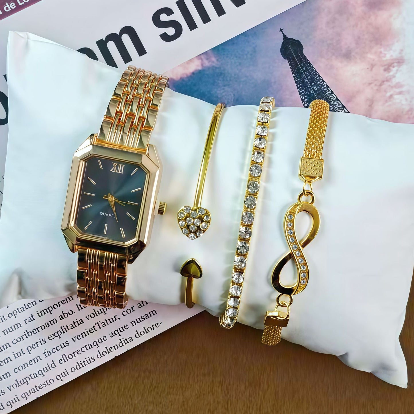 New Trendy Square Women's Quartz Watch Fashion Steel Band Women's Wristwatch Wholesale from Manufacturer in Stock