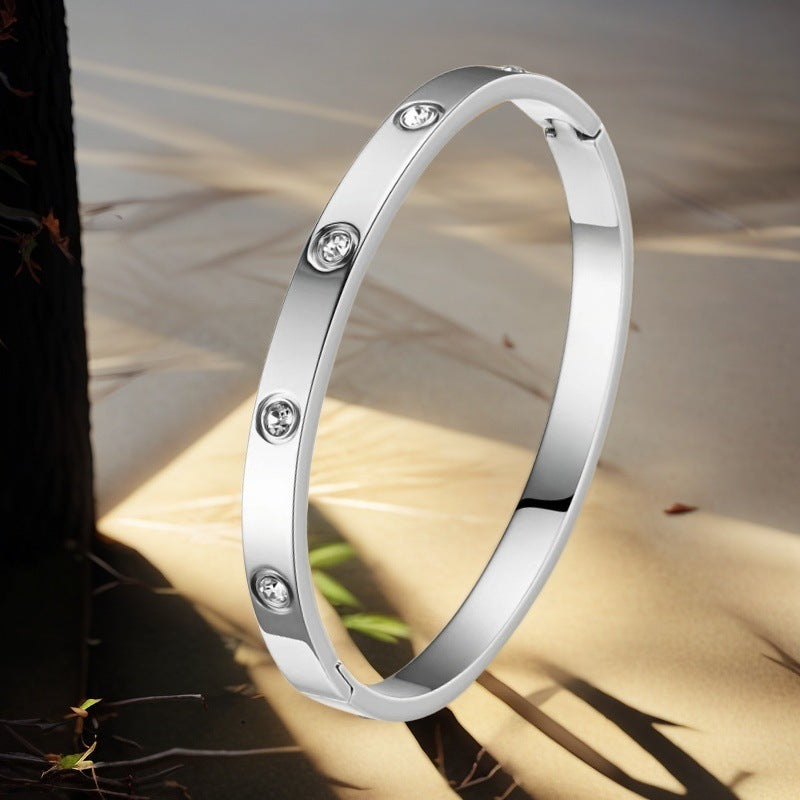 European and American Cross-Border Stainless Steel Bracelet, Titanium Steel Nail Bracelet for Women, Non-Fading, Simple, Versatile, Fashionable and Elegant Bracelet