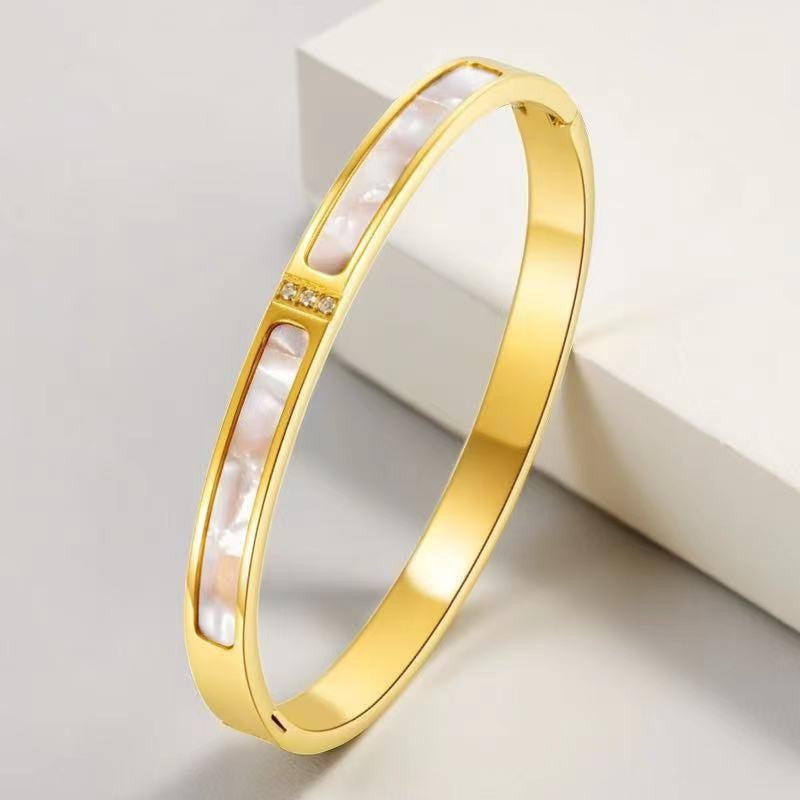 European and American Cross-Border Stainless Steel Bracelet, Titanium Steel Nail Bracelet for Women, Non-Fading, Simple, Versatile, Fashionable and Elegant Bracelet