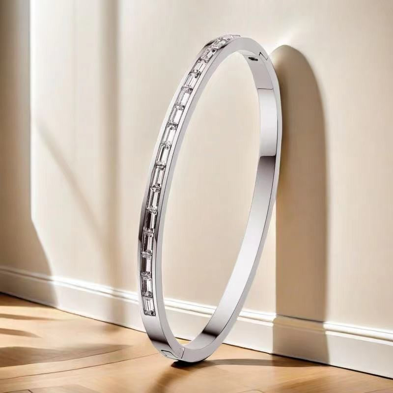 Cross-border Stainless Steel Bracelet Women's High-grade Electroplated Circle Bracelet Diamond Light Luxury Titanium Steel Fashion Jewelry