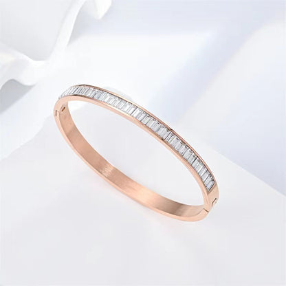 Cross-border Stainless Steel Bracelet Women's High-grade Electroplated Circle Bracelet Diamond Light Luxury Titanium Steel Fashion Jewelry