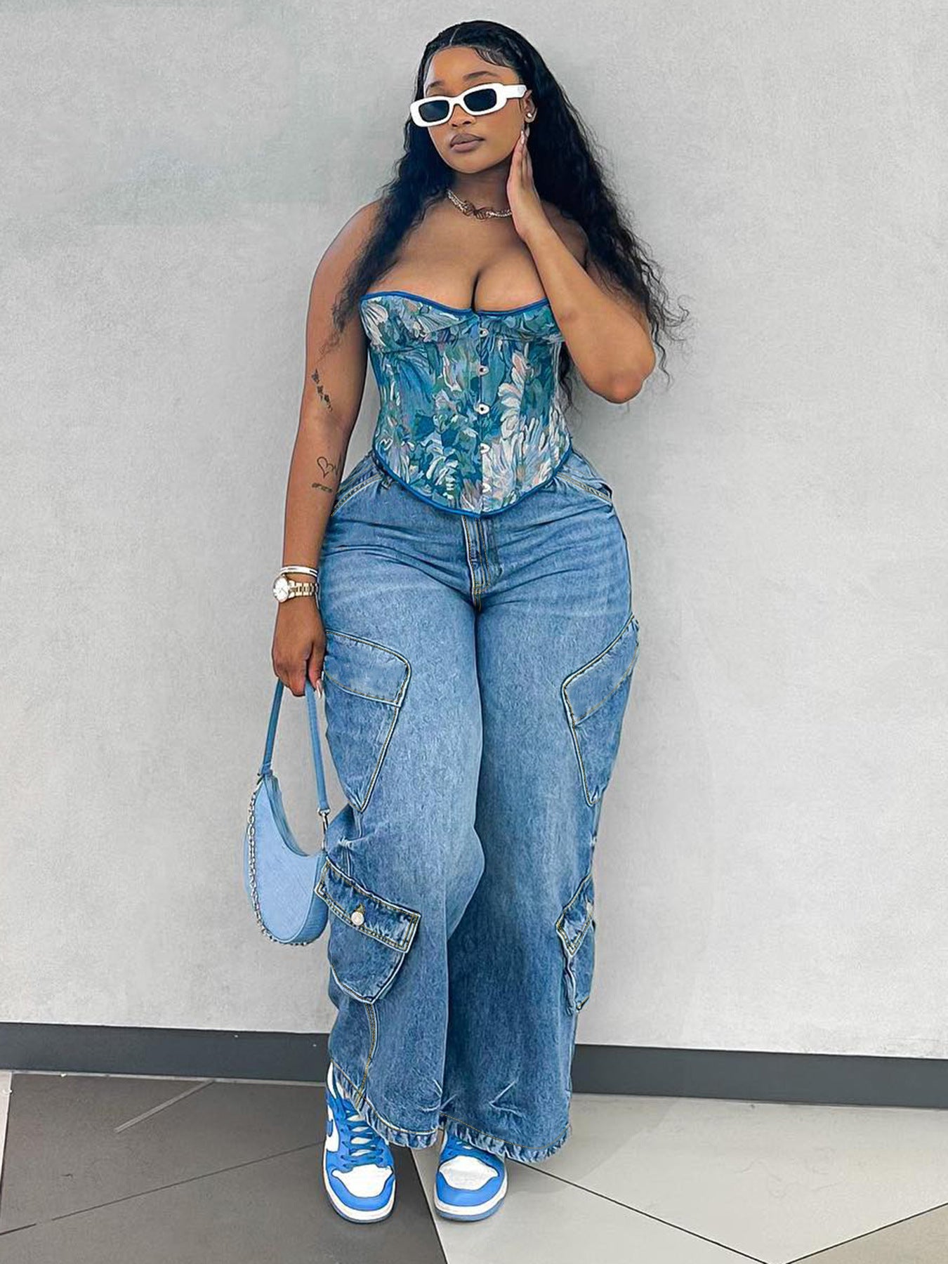 S391396 Foreign Trade European and American New Fashion Women's Casual Fashion Loose Light Blue Multi-Flap Pocket Pants Versatile Jeans