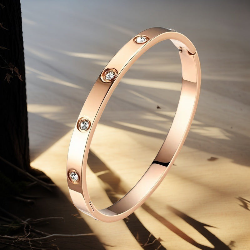 European and American Cross-Border Stainless Steel Bracelet, Titanium Steel Nail Bracelet for Women, Non-Fading, Simple, Versatile, Fashionable and Elegant Bracelet