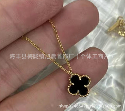 Latest Product 2025 Fanjia Four-Leaf Necklace 15mm Carnelian White Mother-Of-Pearl Pendant Clavicle Chain Couple Gift Fashion