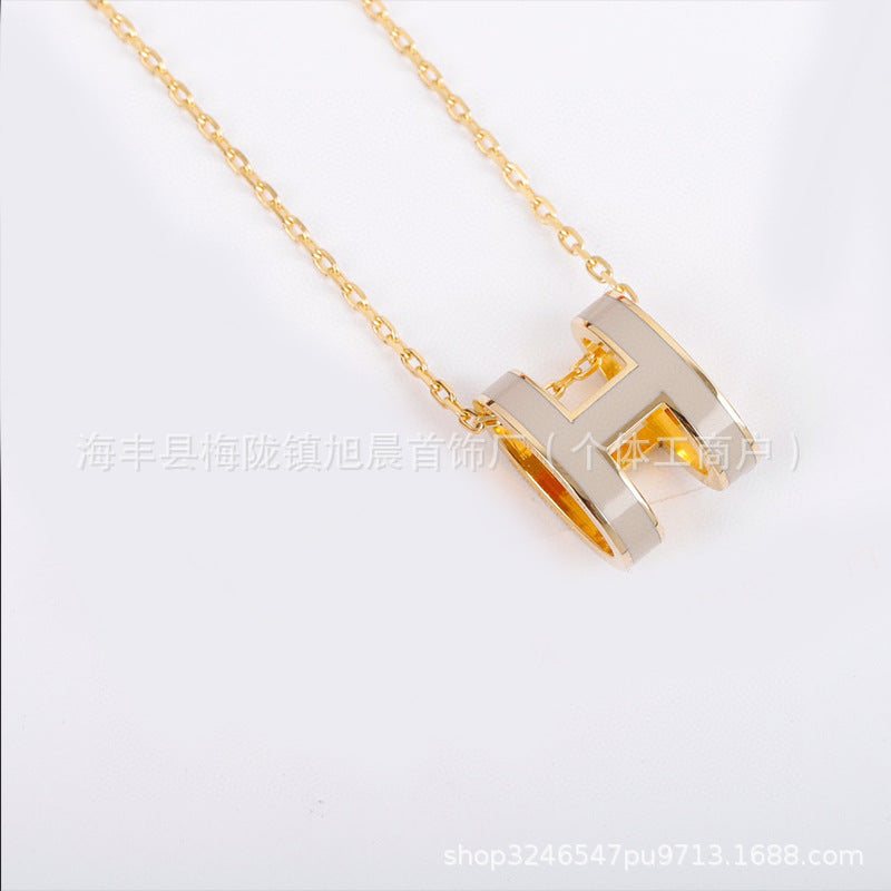 High Version V Gold H Letter Necklace Women's Color-free Enamel Clavicle Chain Light Luxury Rose Gold Pendant for Girlfriends Gift