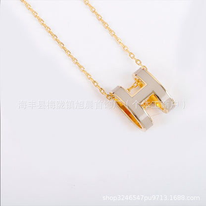 High Version V Gold H Letter Necklace Women's Color-free Enamel Clavicle Chain Light Luxury Rose Gold Pendant for Girlfriends Gift
