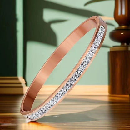 European and American Cross-Border Stainless Steel Bracelet, Titanium Steel Nail Bracelet for Women, Non-Fading, Simple, Versatile, Fashionable and Elegant Bracelet