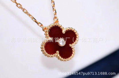 Latest Product 2025 Fanjia Four-Leaf Necklace 15mm Carnelian White Mother-Of-Pearl Pendant Clavicle Chain Couple Gift Fashion
