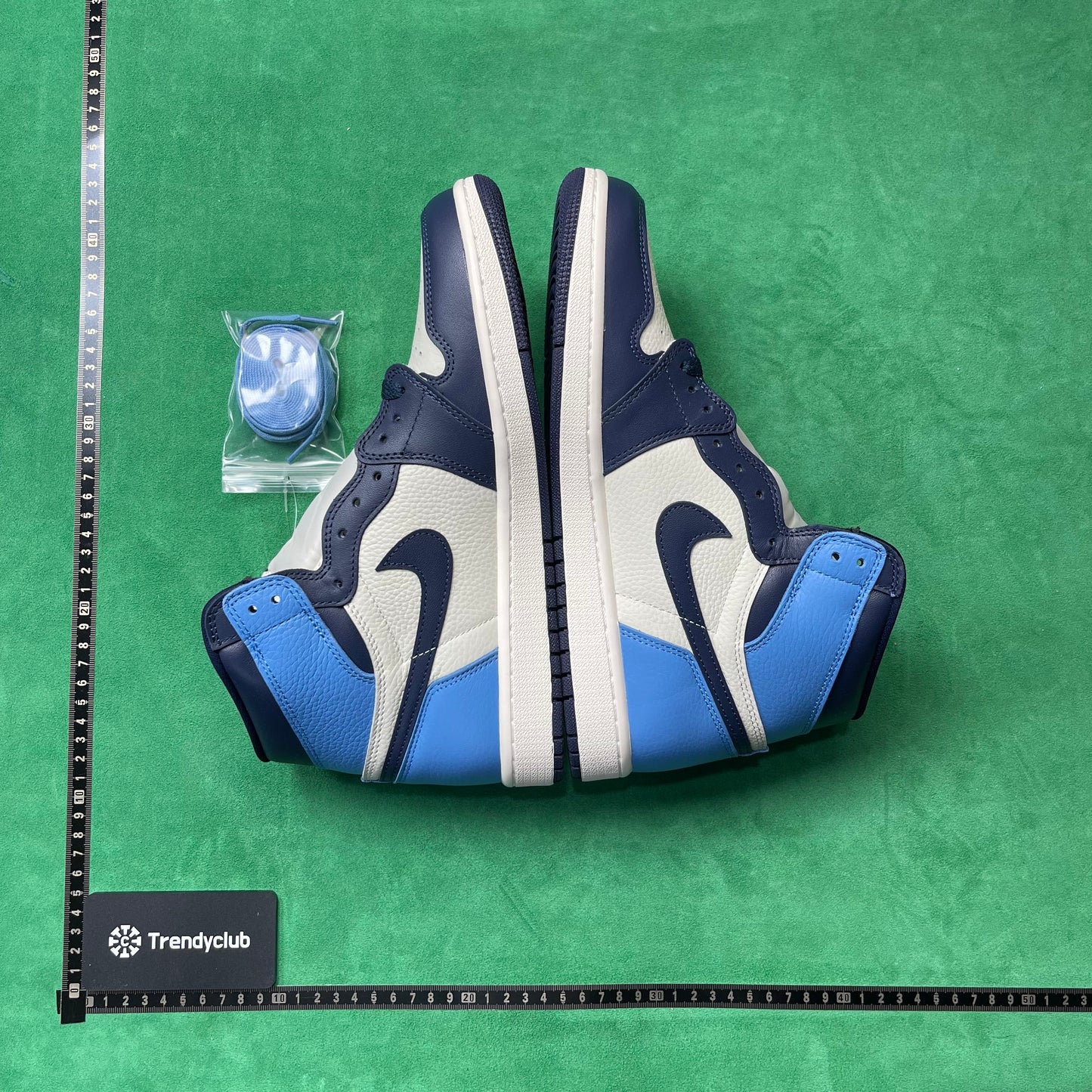 Air Jordan 1