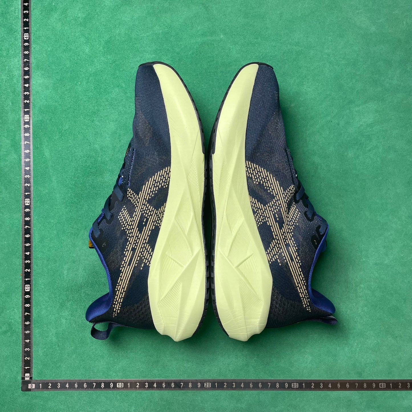 Asics Novablast 5