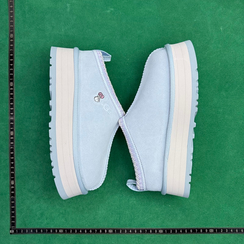 UGG