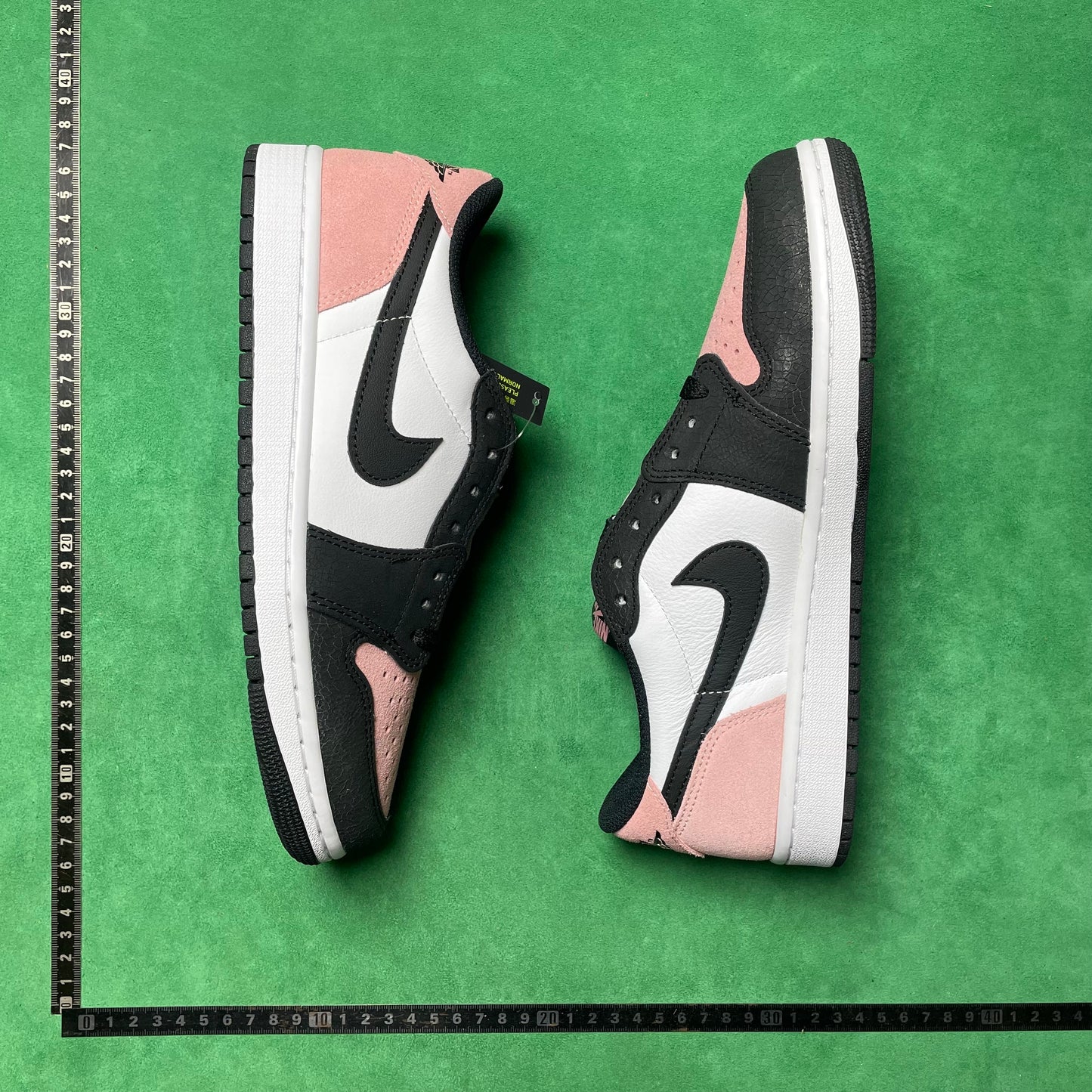 Air Jordan 1 Retro Low OG