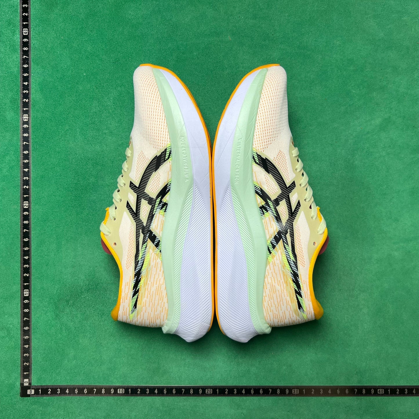 Asics-Magic Speed 4