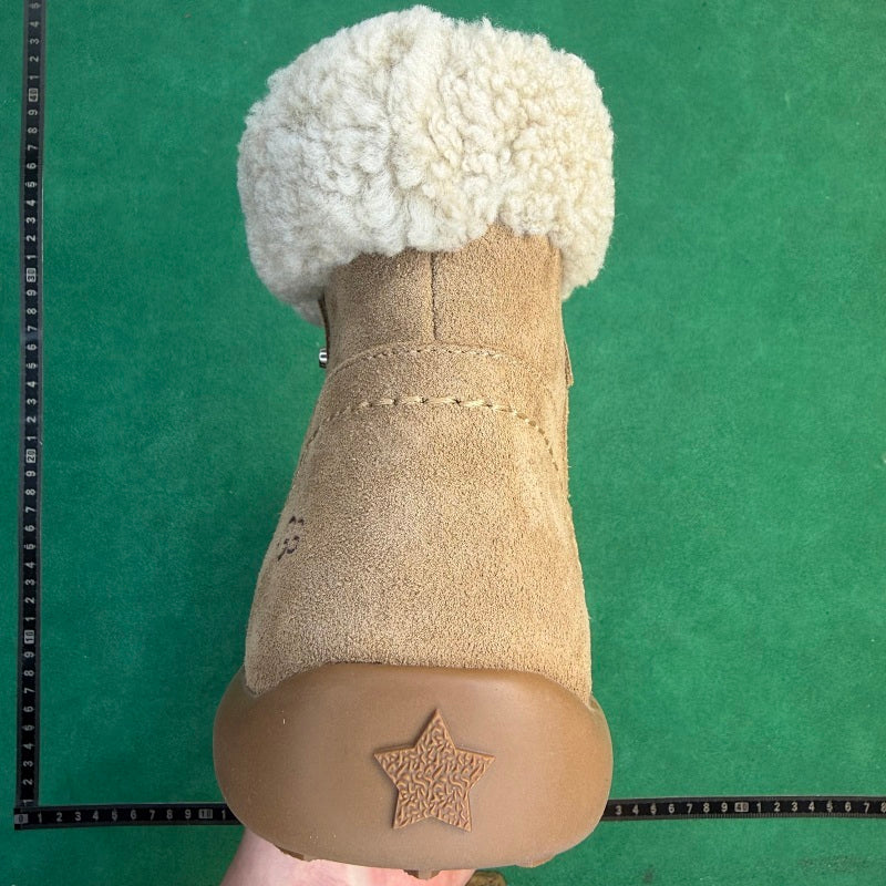 UGG