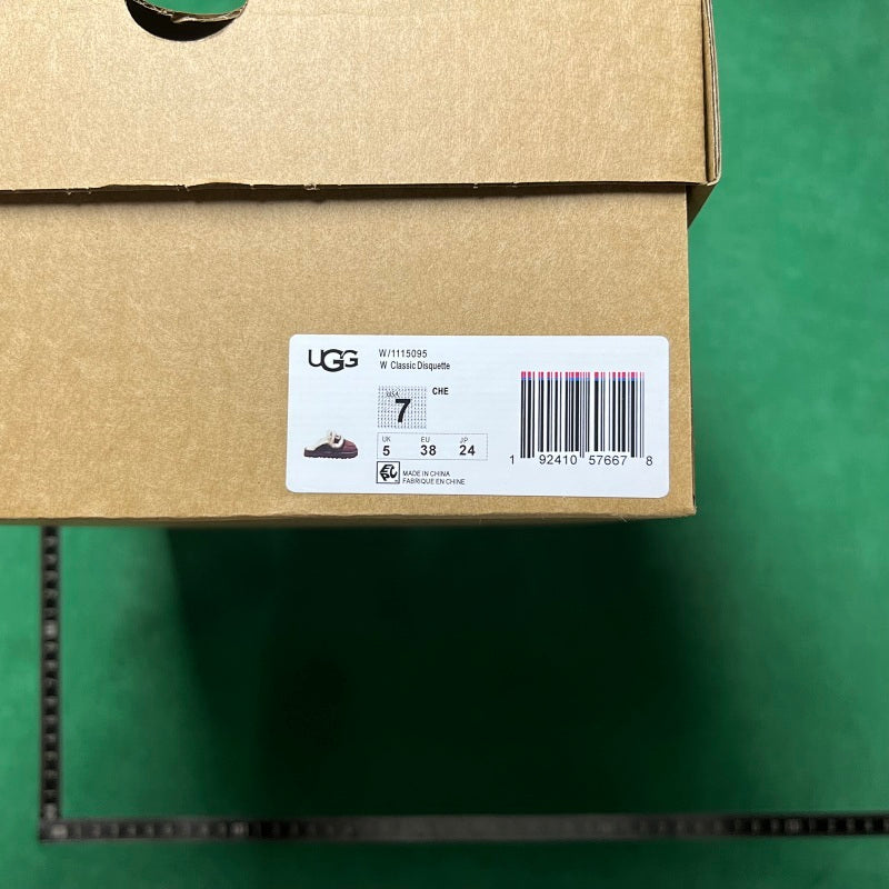 UGG
