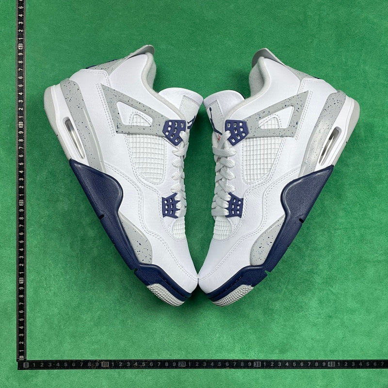 Air Jordan 4 Retro