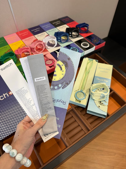 Swatch x AP Royal Pop
